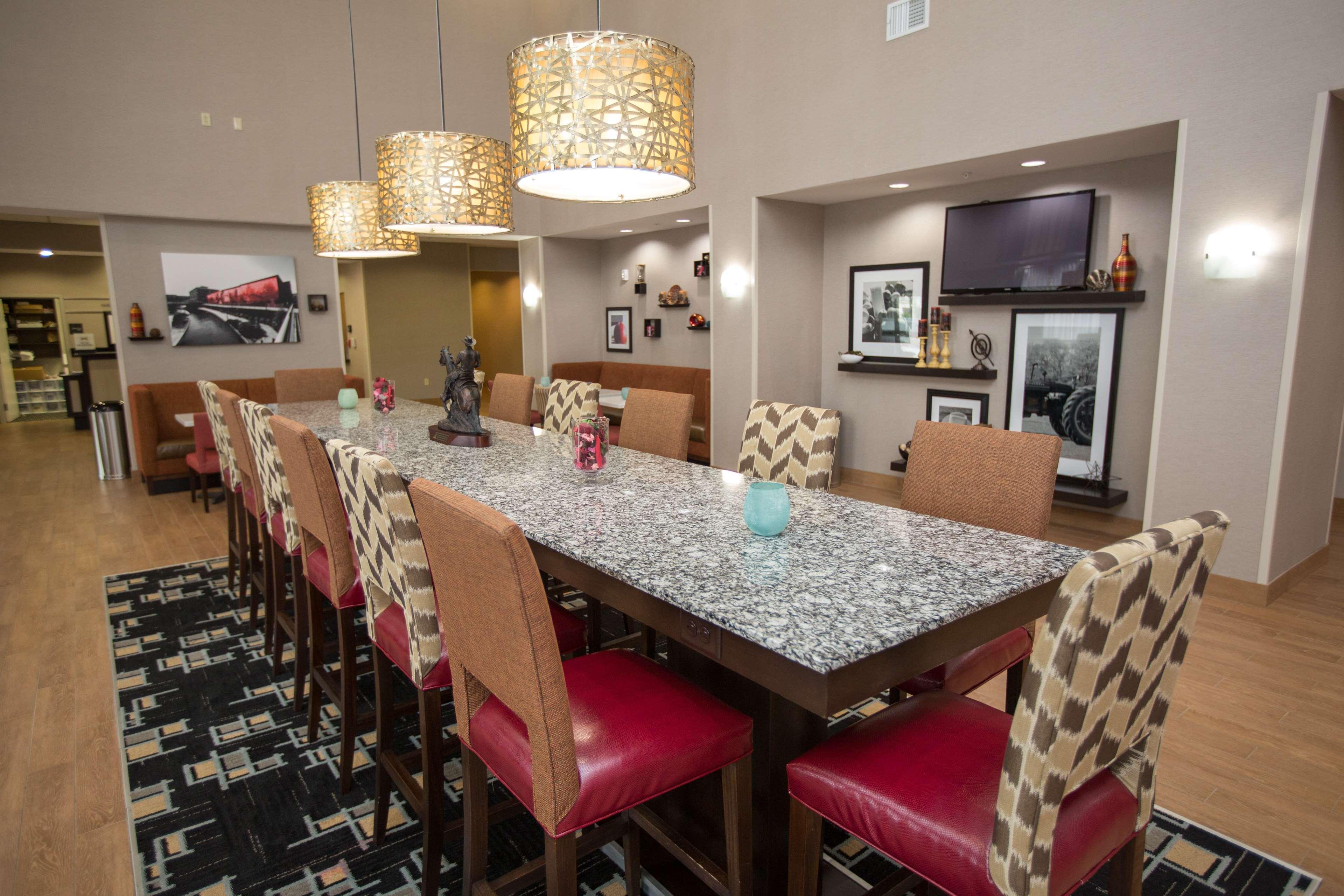 Hampton Inn & Suites Oklahoma City Airport Luaran gambar