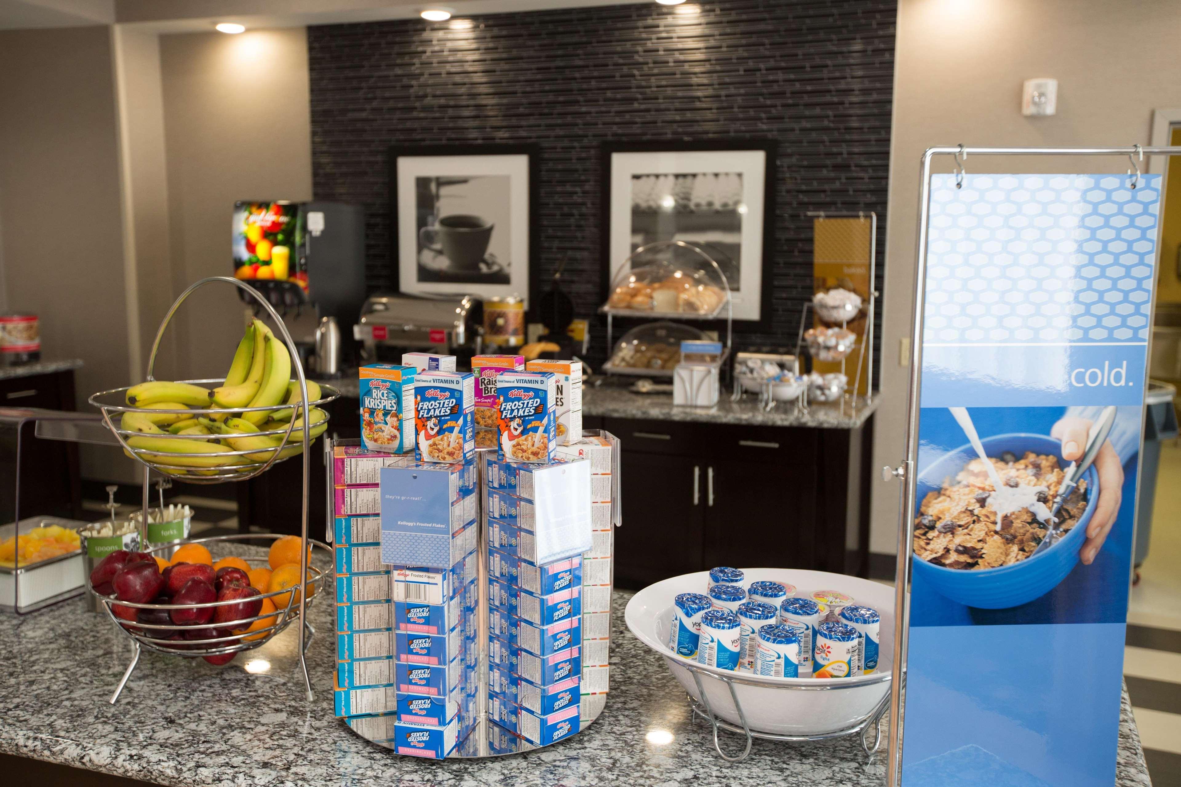 Hampton Inn & Suites Oklahoma City Airport Luaran gambar